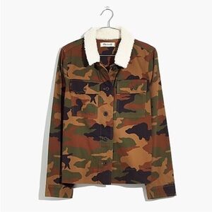 Madewell Northward Cropped Army Jacket in Cottontail Camo: Sherpa Edition XS